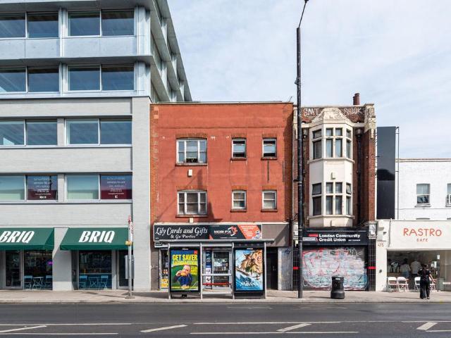 Flat for sale in Bethnal Green, Greater London