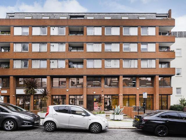 Flat for sale in King's Cross, Greater London
