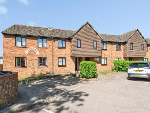 Flat for sale in Biggleswade, Bedfordshire