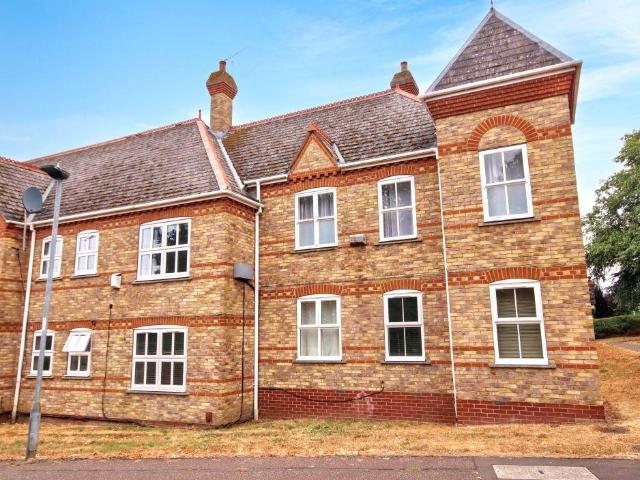 Flat for sale in Orton Malborne, Peterborough