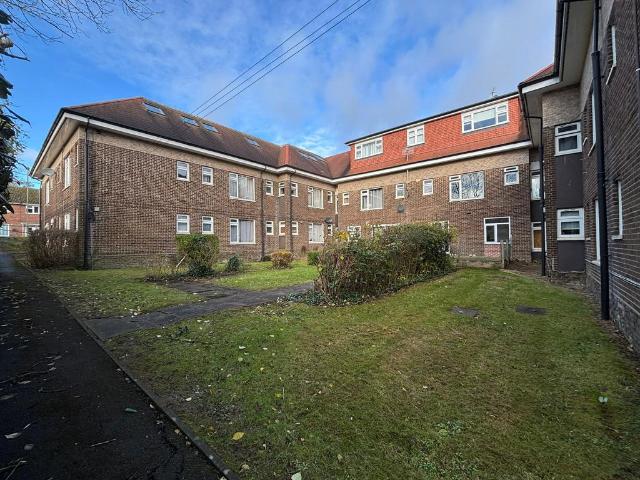 Flat for sale in Newtown, Winchester