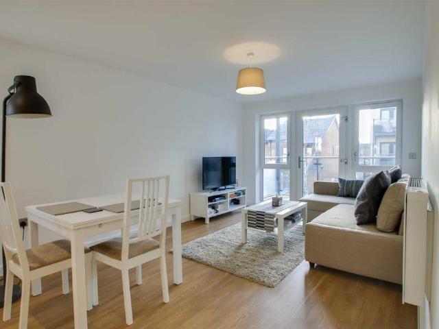 Flat for sale in Monkston Park, Milton Keynes