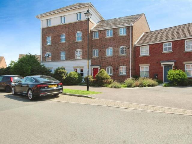 Flat for sale in Grove Park, Oad Street