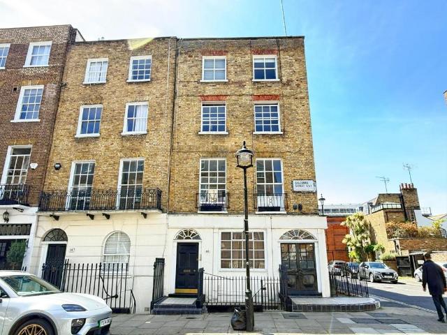 Flat for sale in Marylebone, Greater London
