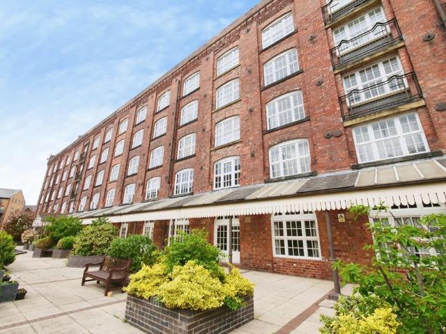 Flat for sale in High Field, York