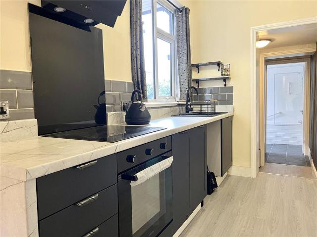 Flat for sale in Wellow, Grimsby