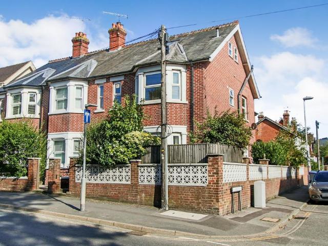 Flat for sale in Blackwell, Perryfields