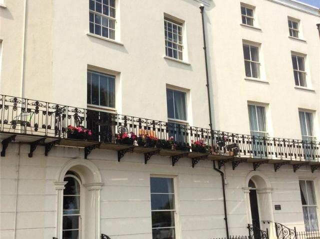 Flat for sale in Tenby, Pembrokeshire