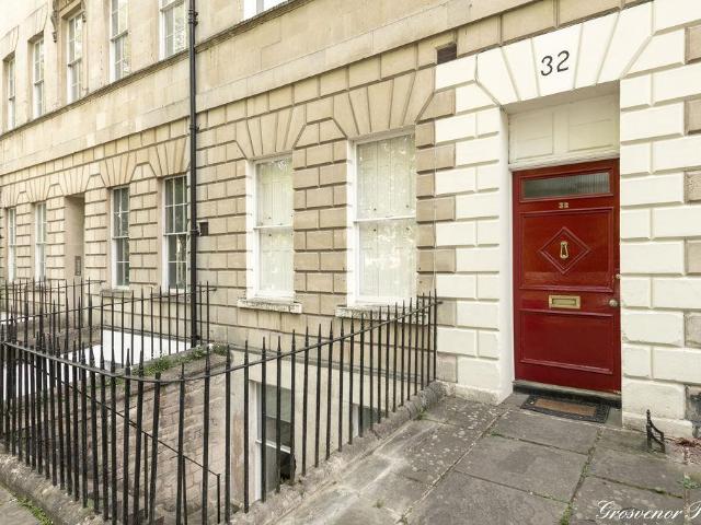 Flat for sale in Grosvenor, Dulcote