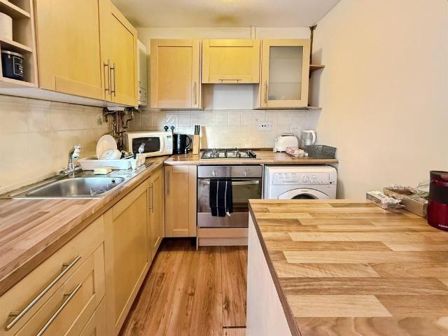 Flat for sale in Barnwell, Arbury