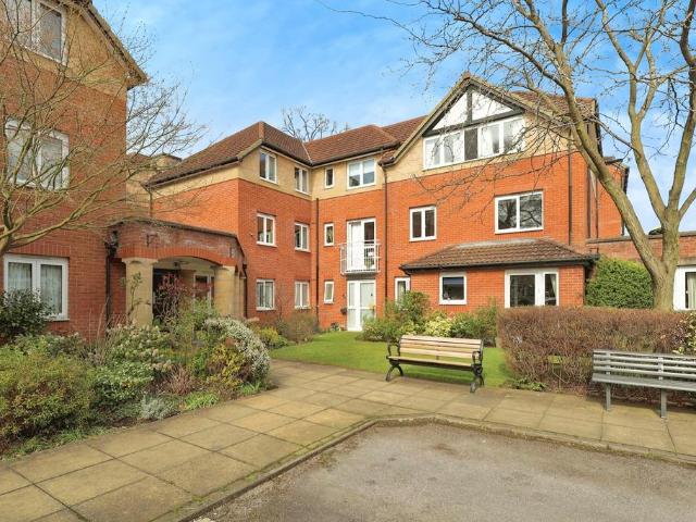 Flat for sale in Georgia, Greater Manchester