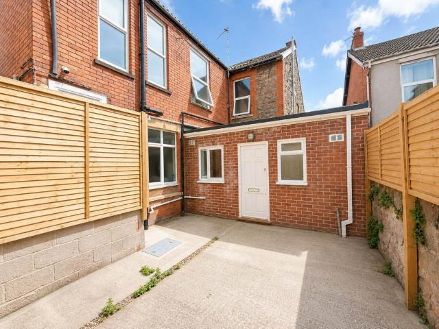 Flat for sale in Weston-super-mare, North Somerset