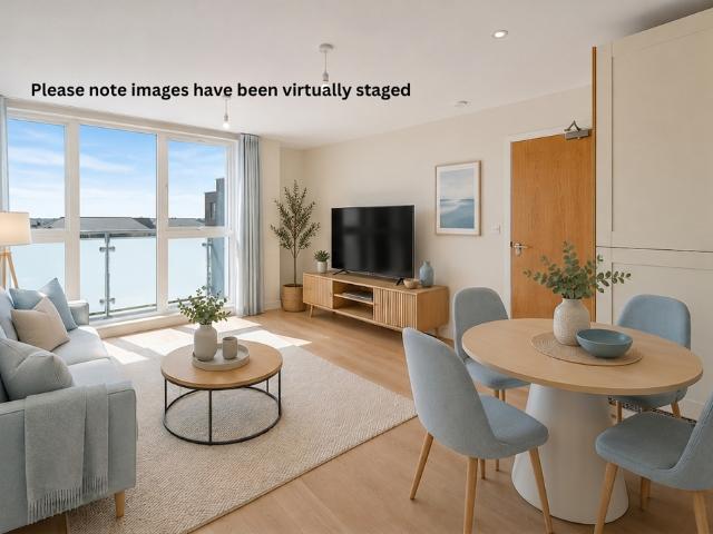 Flat for sale in Stratford Marsh, Greater London