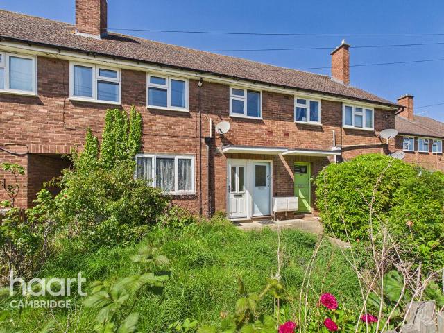 Flat for sale in Arbury, Cambridgeshire