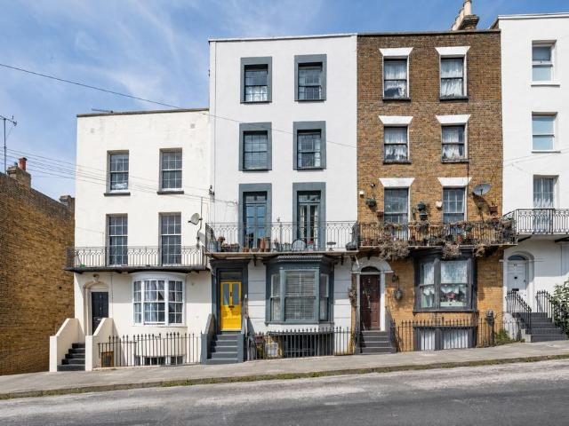 Flat for sale in Margate Old Town, Acol