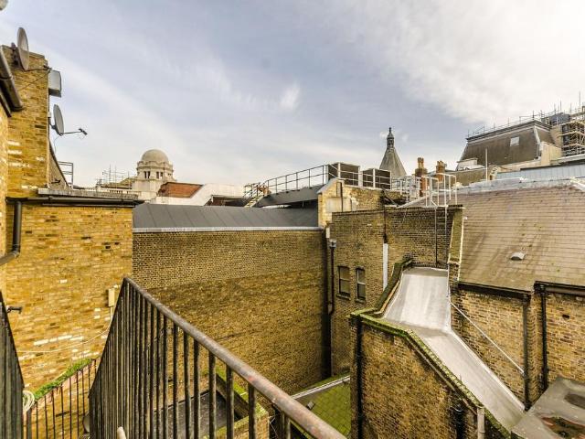 Flat for sale in Soho, Greater London