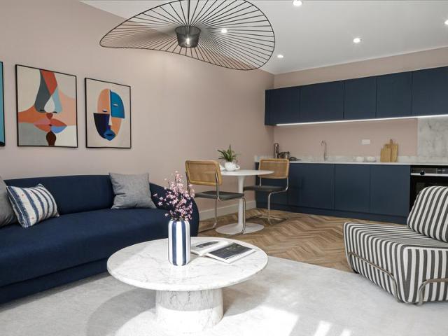 Flat for sale in Clifton Village, Bristol