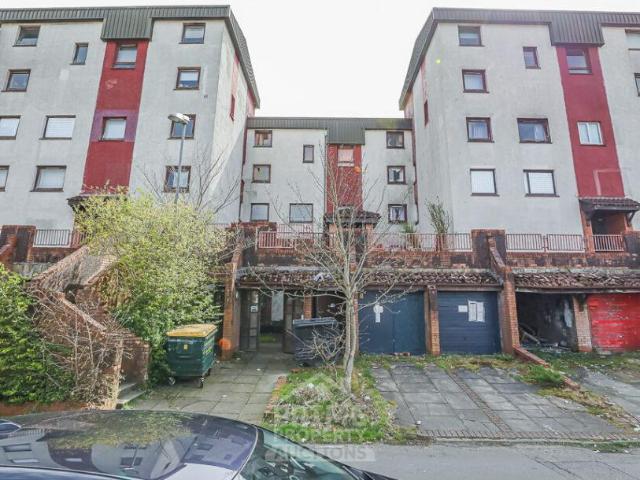 Flat for sale in Cumbernauld, Scotland