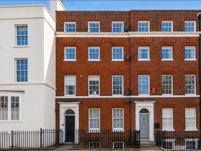 Flat for sale in Margate Old Town, Acol