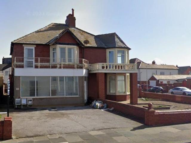 Flat for sale in Blackpool