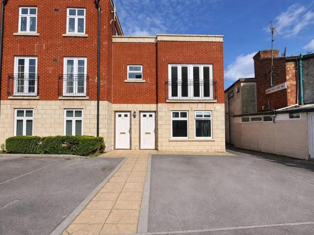 Flat for sale in Rodbourne, Swindon