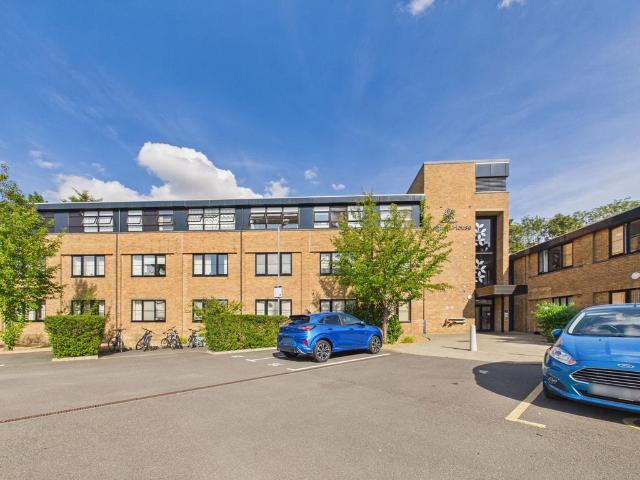 Flat for sale in Huntingdon