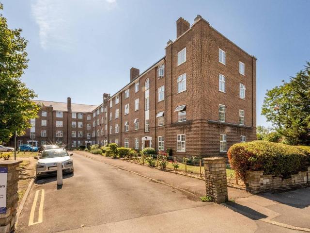 Flat for sale in Norbiton, Isle Of Man