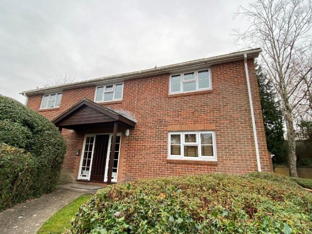 Flat for sale in Priest Down, Hampshire
