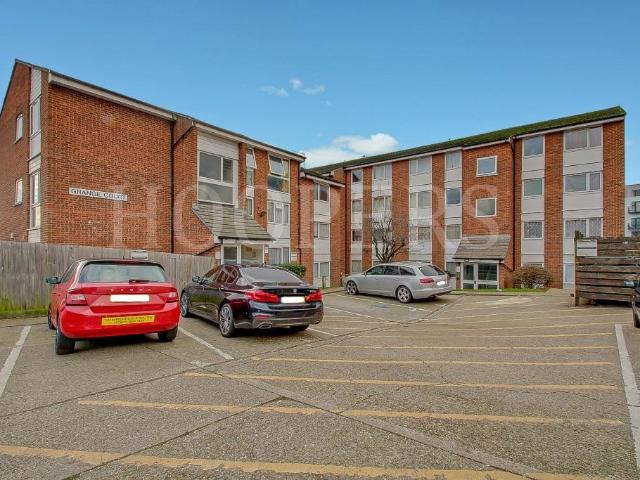 Flat for sale in Greater London