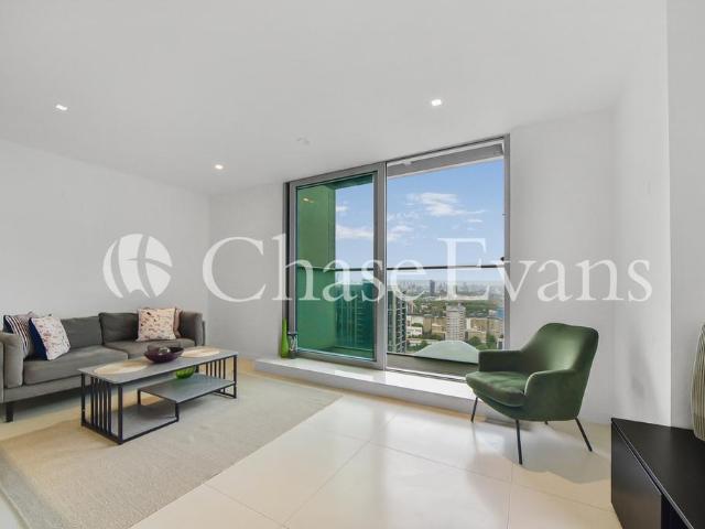 Flat for sale in Isle Of Dogs, Greater London
