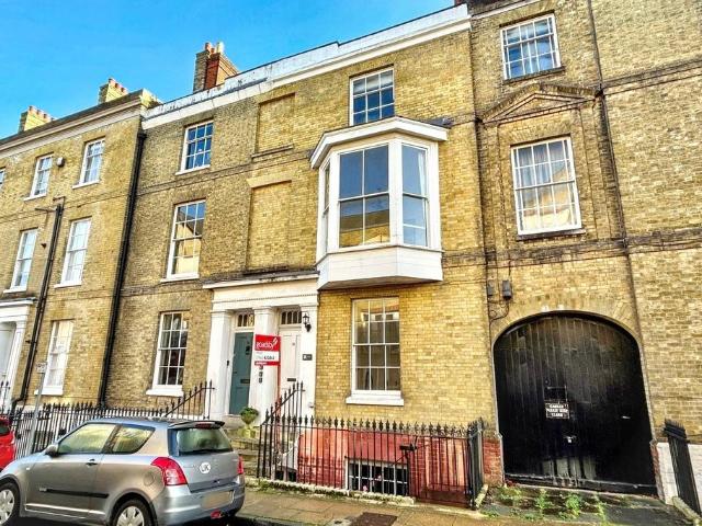 Flat for sale in Isle Of Man