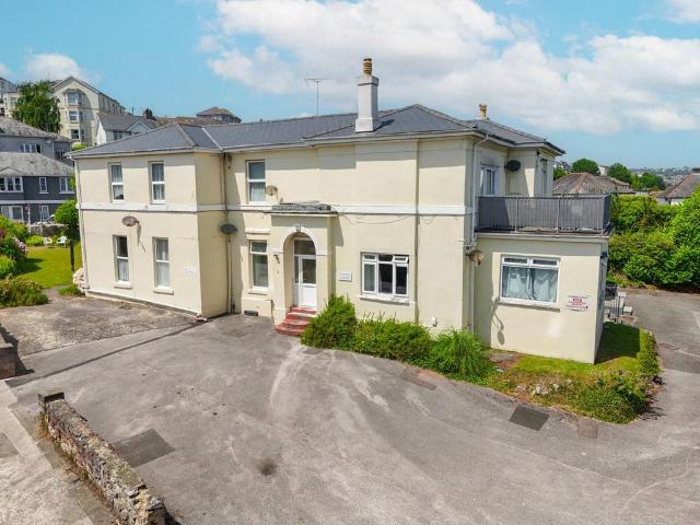 Flat for sale in St Michaels, Livermead
