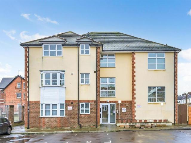 Flat for sale in Tipner, Portsmouth