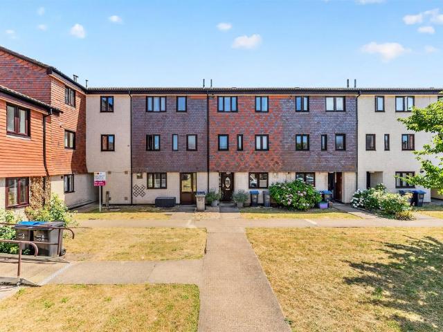 Flat for sale in London Borough of Merton, Greater London