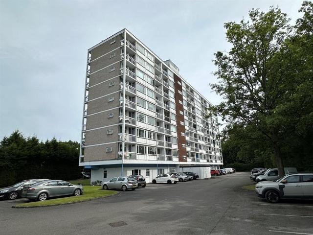 Flat for sale in Georgia, Greater Manchester