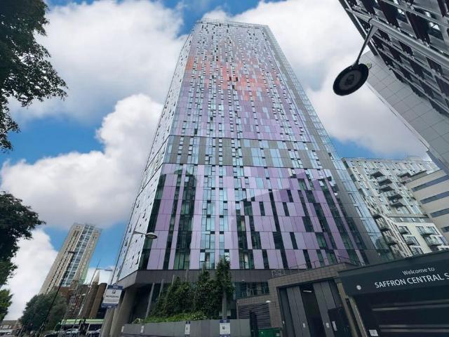 Flat for sale in Croydon, Broad Green
