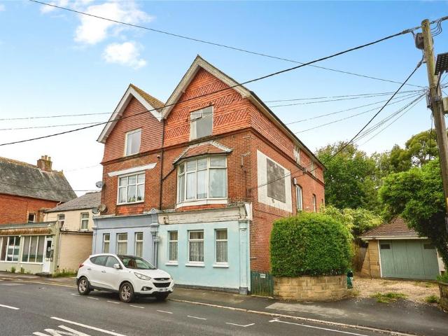 Flat for sale in Freshwater, Isle Of Wight