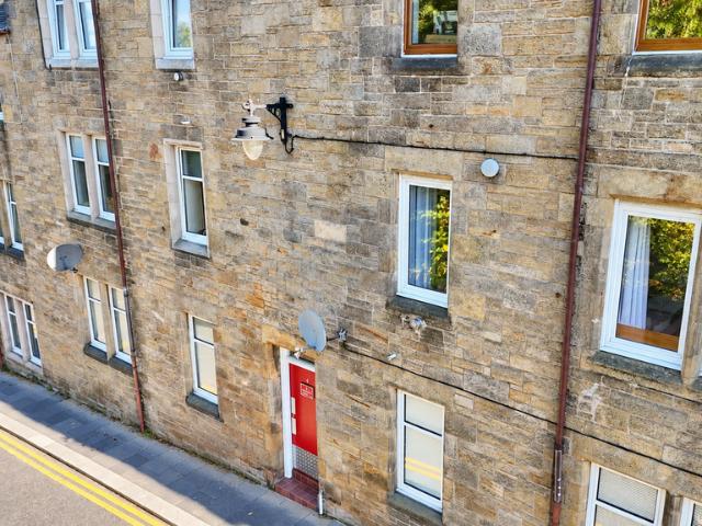 Flat for sale in Crown, Lentran