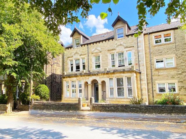 Flat for sale in Rossett, Harrogate