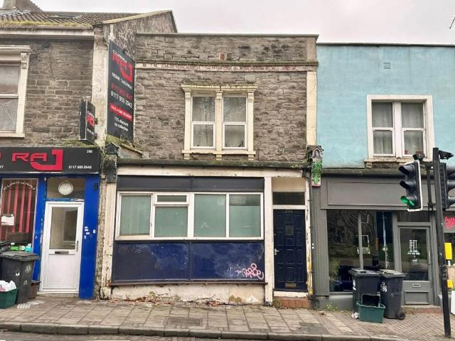 Flat for sale in Whitehall, Feckenham