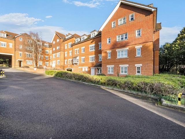 Flat for sale in Westfield, Woking