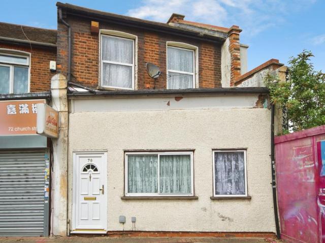 Flat for sale in Dagenham, Isle Of Man