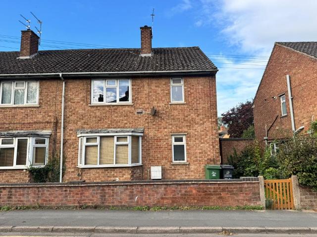 Flat for sale in Loughborough, Charnwood