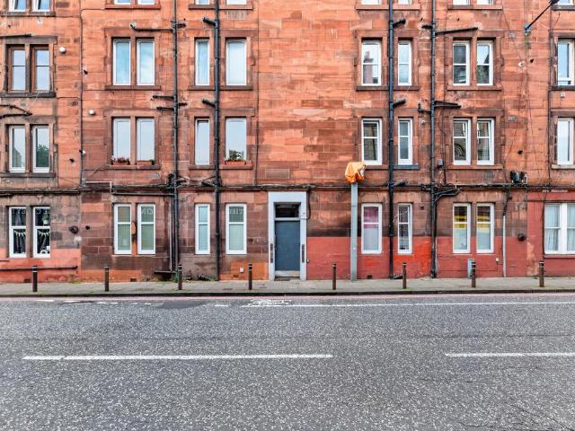 Flat for sale in Ardmillan, City of Edinburgh