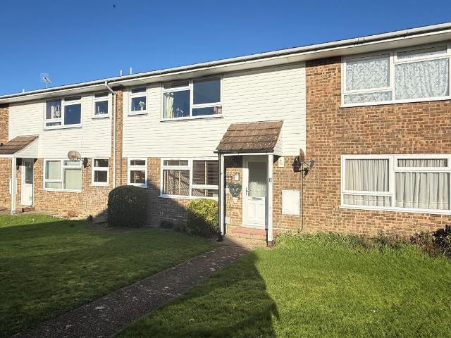 Flat for sale in Horsham, West Sussex