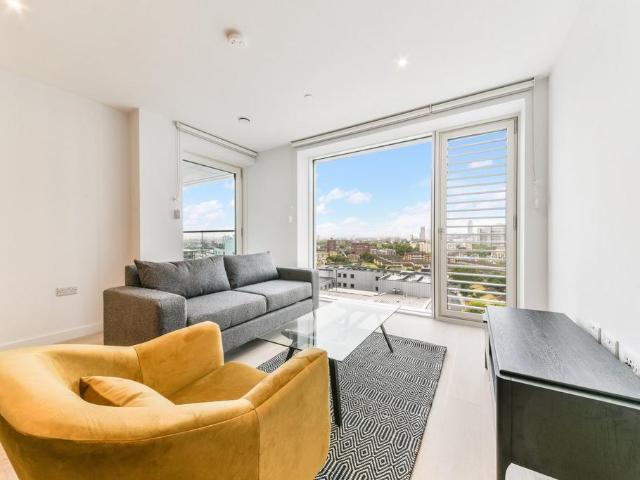Flat for sale in Elephant and Castle, Isle Of Man