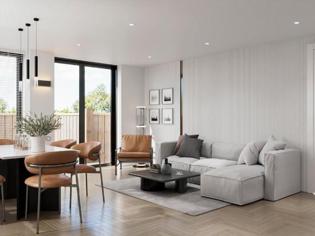 Flat for sale in London Borough of Merton, Collier's Wood