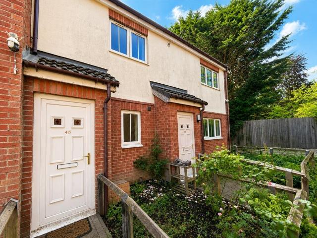 Flat for sale in Clay Lake, Gosberton Clough