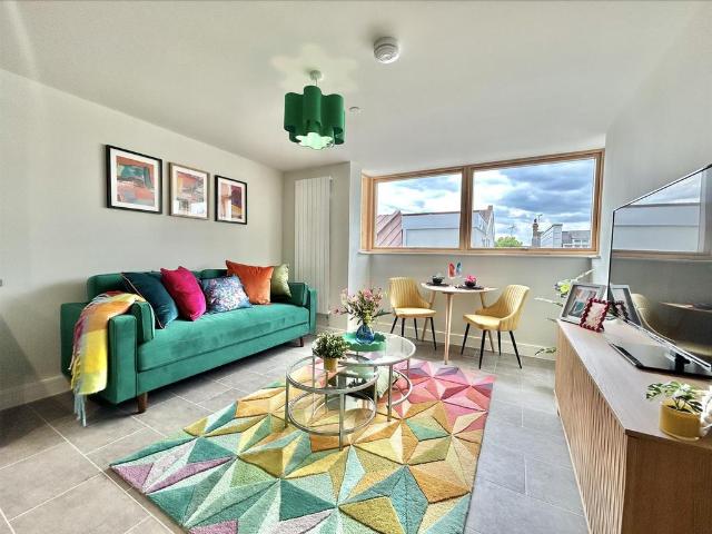 Flat for sale in Alton Barnes, Isle Of Man