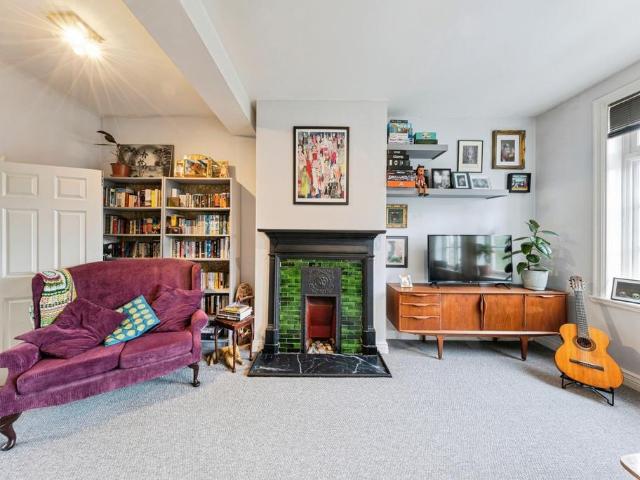 Flat for sale in Semilong, Northampton